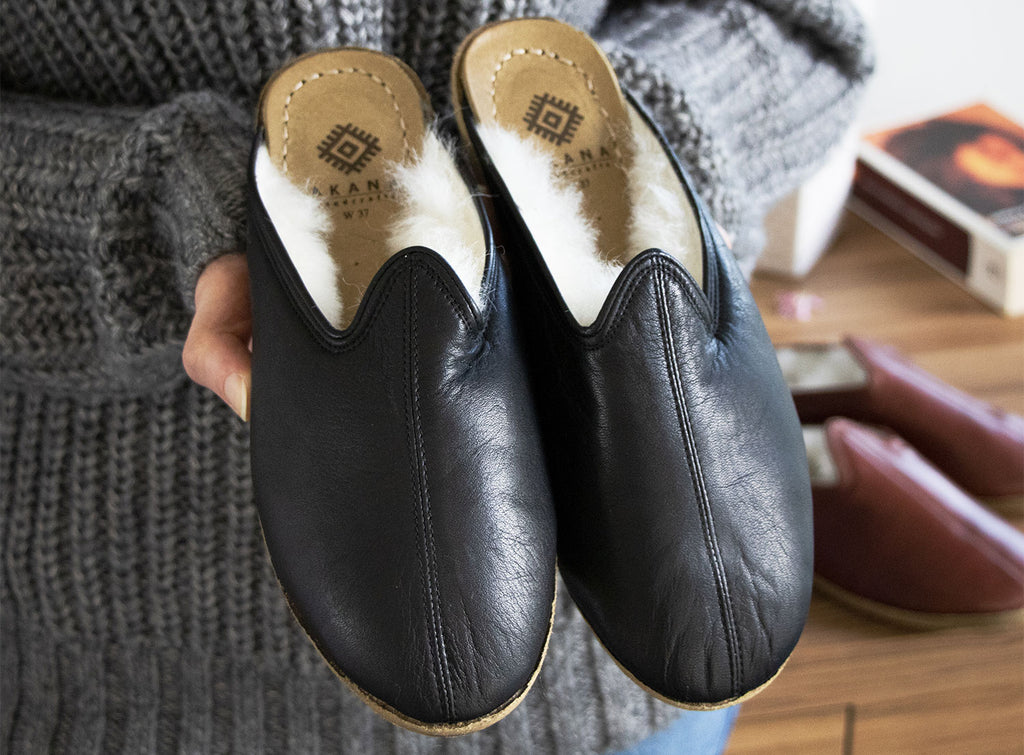 Black Lambswool Leather Mules